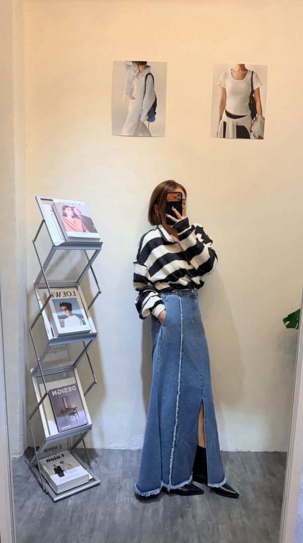 開衩滾邊牛仔裙 