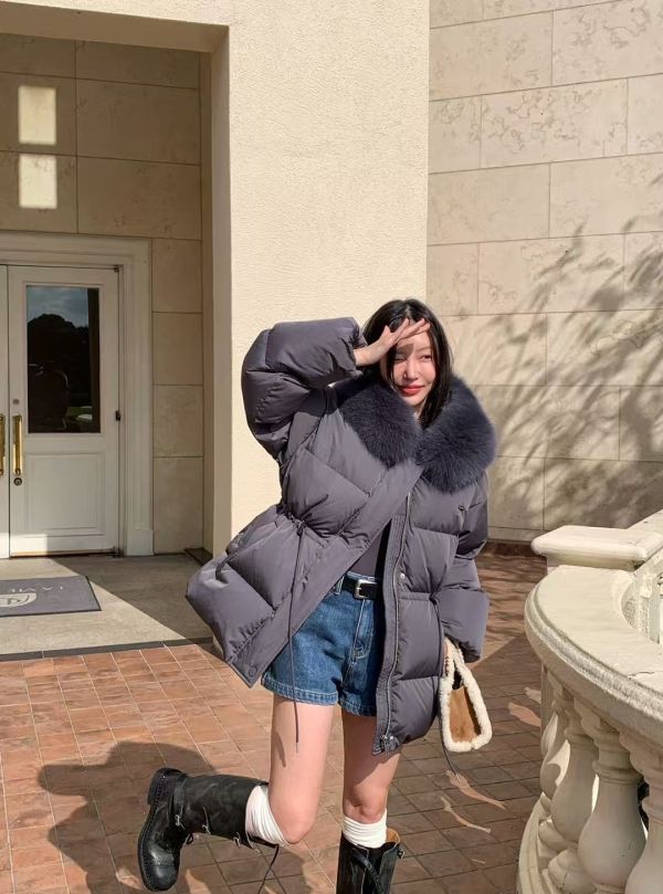 V024.鴨絨狐狸毛保暖外套 