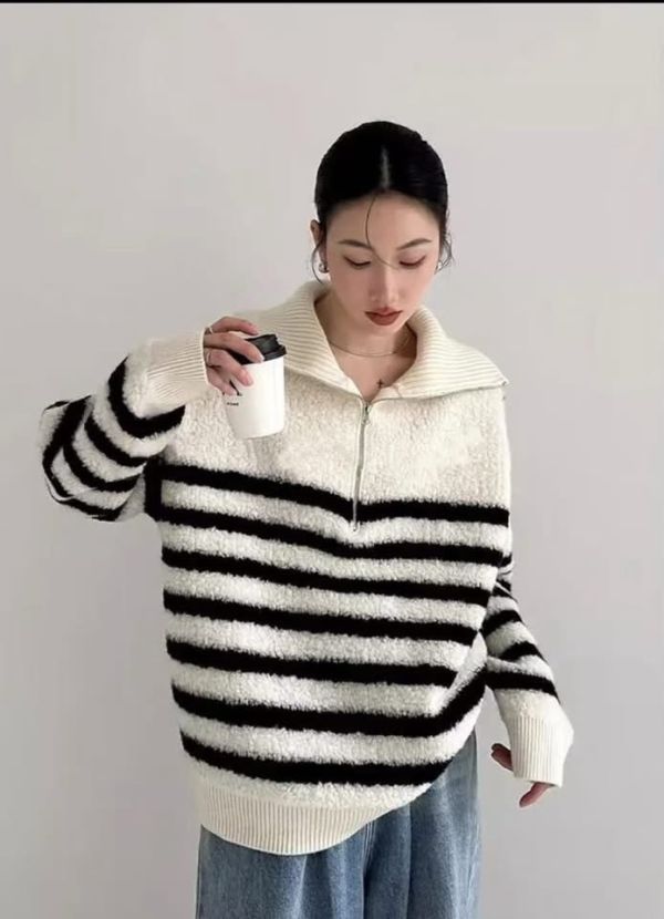 羊毛拉鍊款上衣 