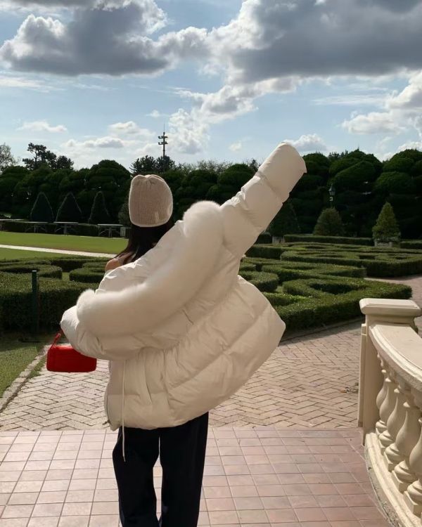 V024.鴨絨狐狸毛保暖外套 