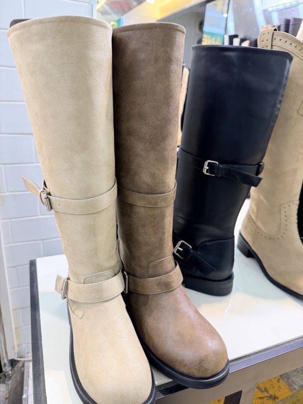 T015.皮革皮帶扣長靴 