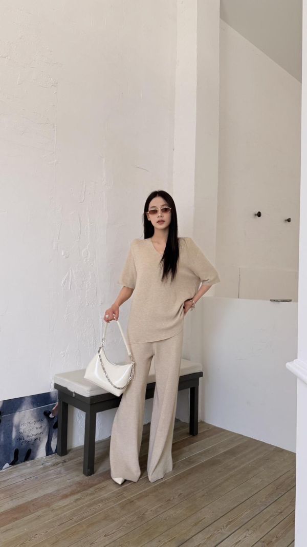 老錢風套裝（杏色） 