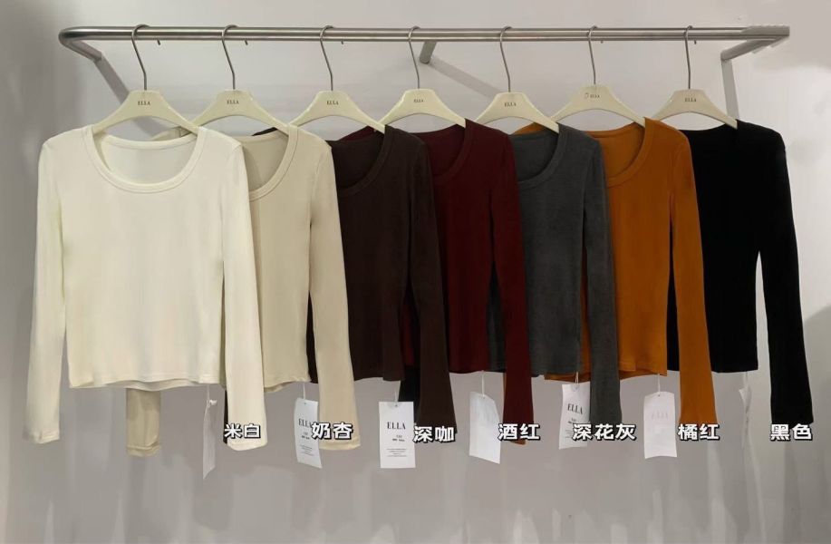 蛋白羊絨打底上衣 