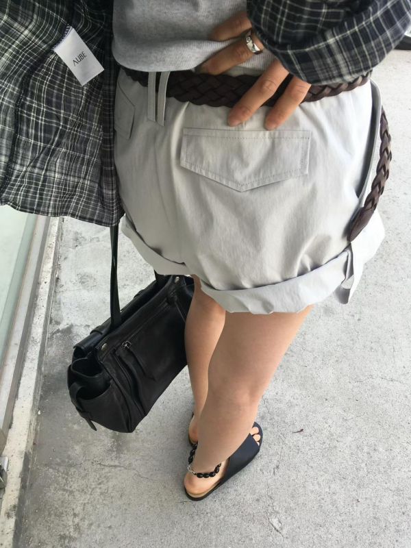 帥氣反折短褲 