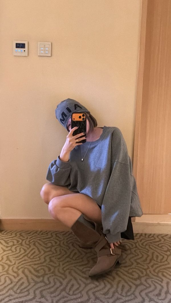 T06.空氣棉圓領衣 