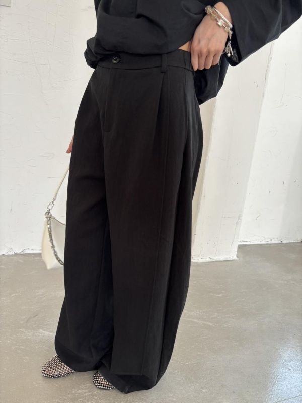 側釦天絲後鬆緊褲 