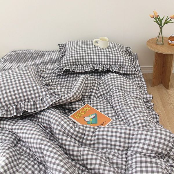U02.格紋滾邊四季被 