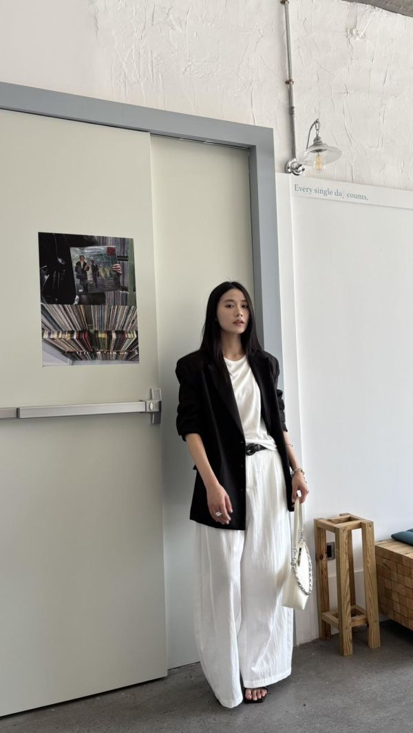 麻料挺版外套（黑色） 