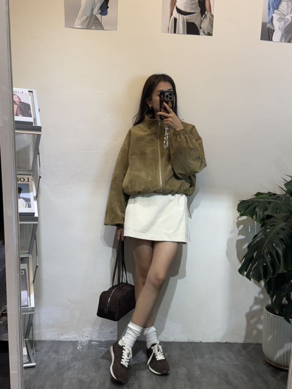 T017.休閒麂皮球鞋 