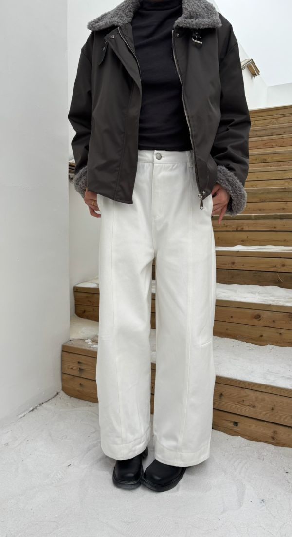 直筒內薄絨顯瘦褲 