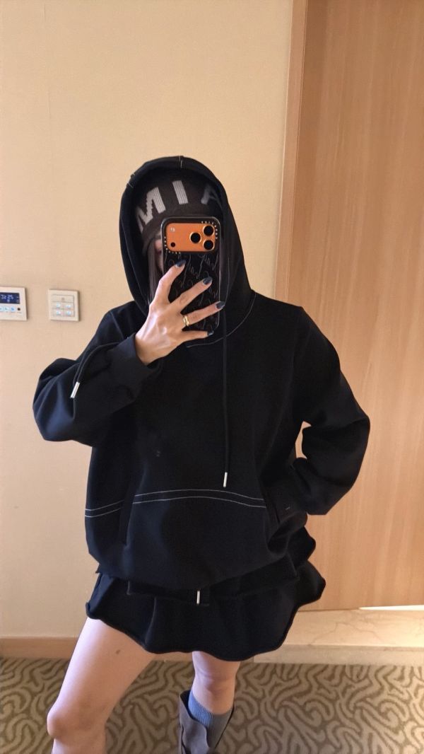 T05.滾車線連帽衣 