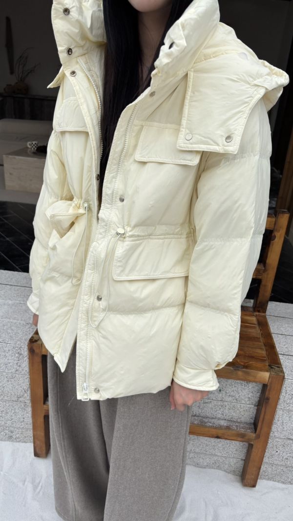 白鴨絨90%縮腰外套 