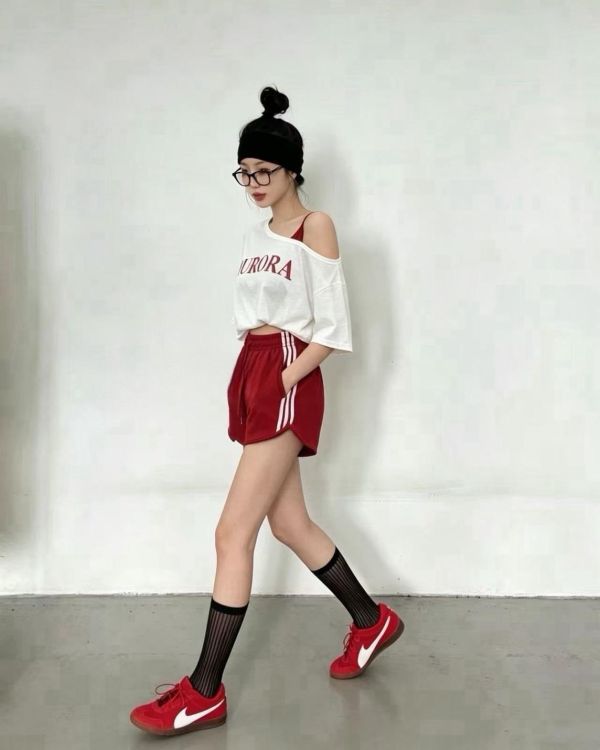 假兩露肩短褲SET 