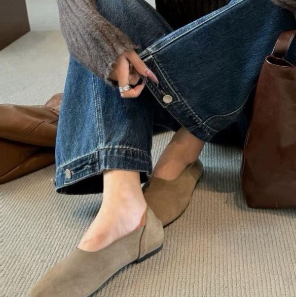 A015.下扣造型牛仔褲 