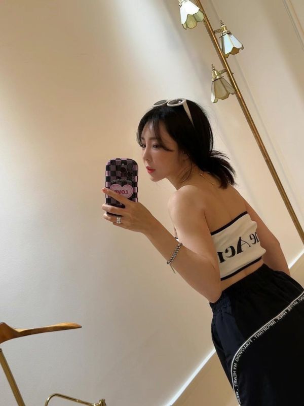 英文平口背心 