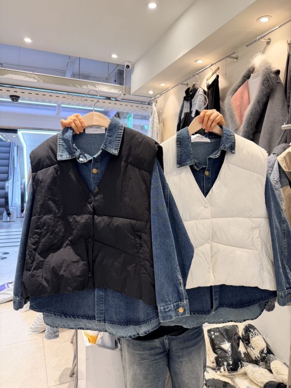 V023.牛仔襯＋鋪棉背心 