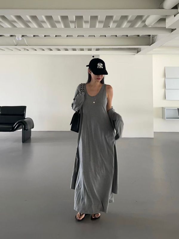 H03.純色長版外套 