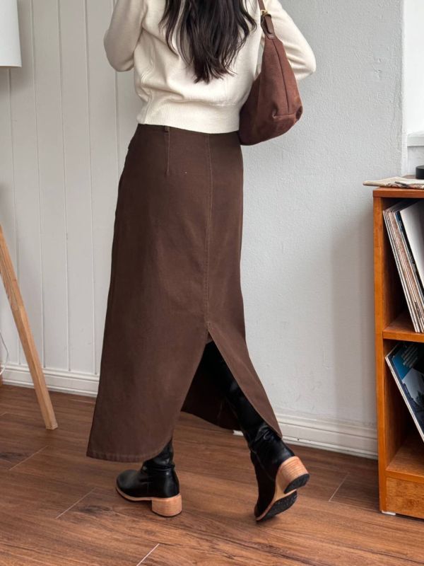 T09.牛仔後開衩裙 