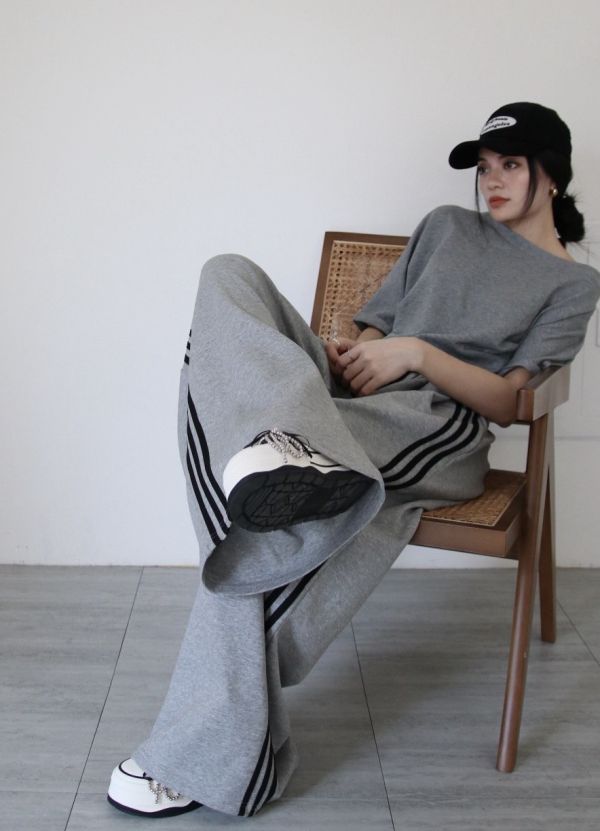 H11.休閒線條長褲 