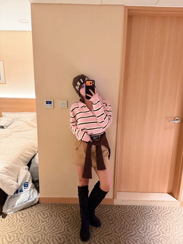 V010.口袋Ａ字短褲裙 