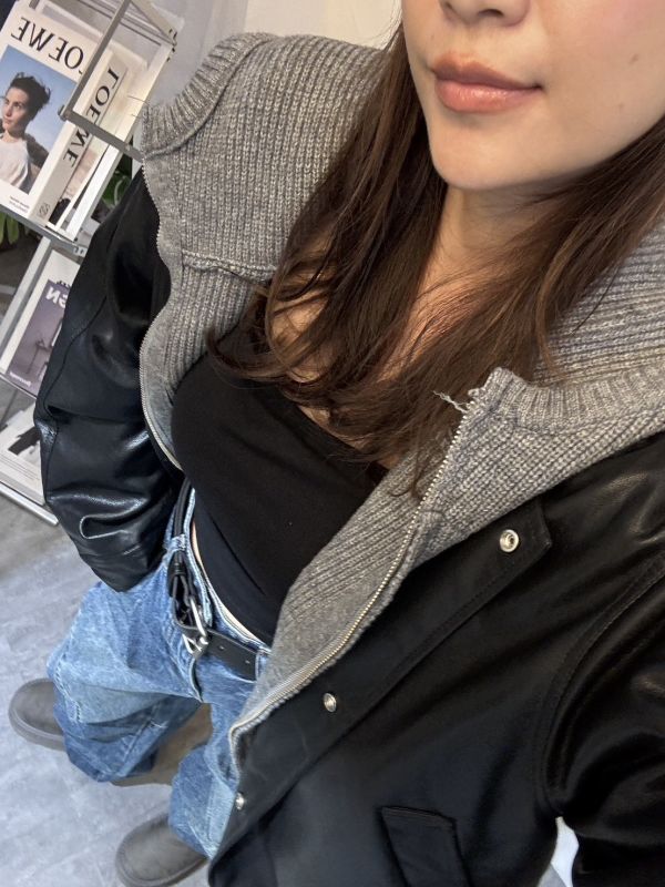 鴨絨90%角蛋白皮外套（黑色） 