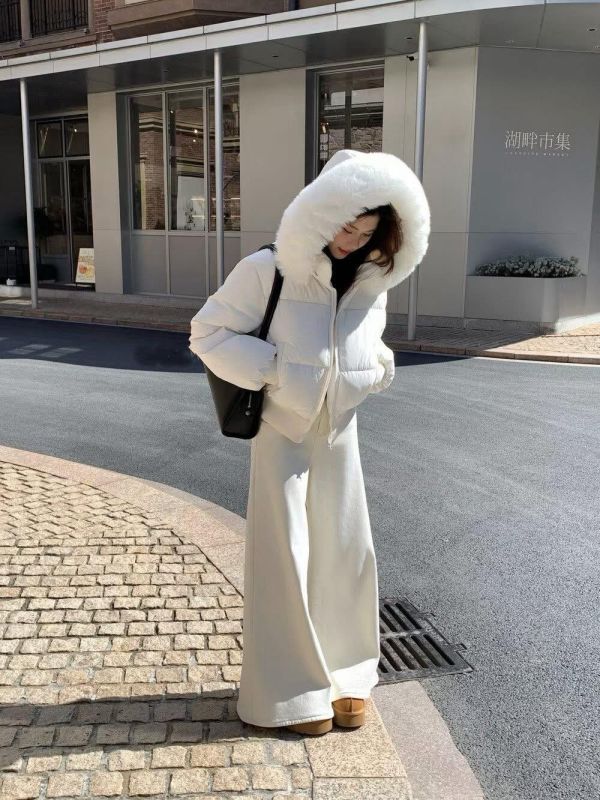 大毛領鋪棉外套 