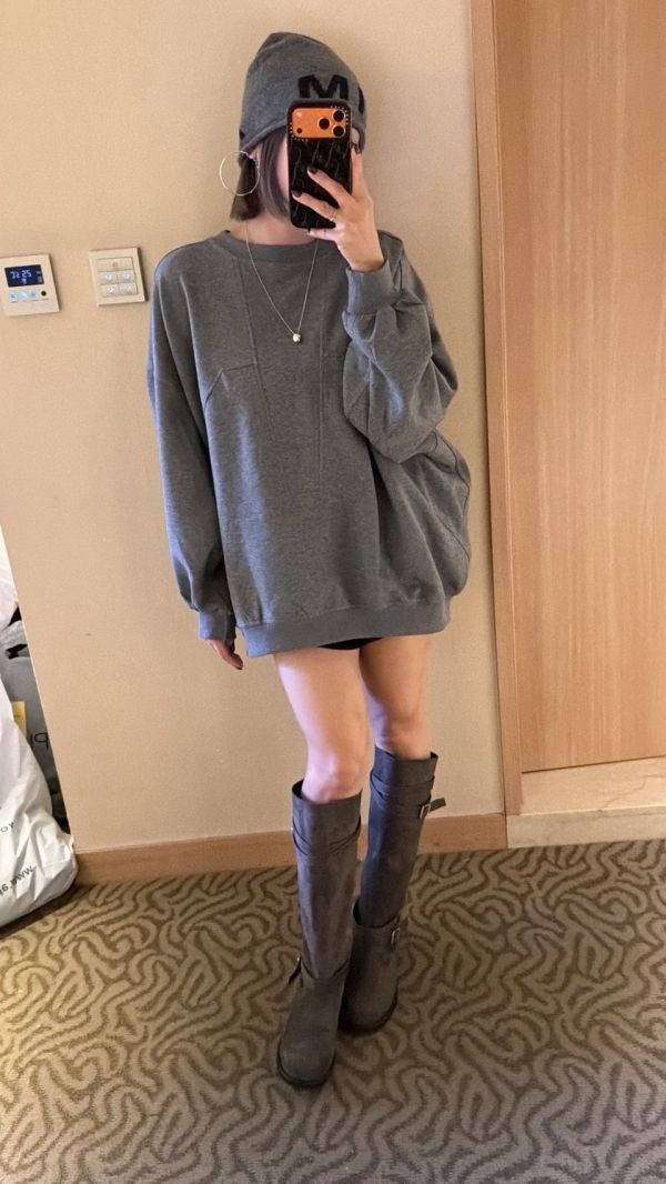 T06.空氣棉圓領衣 