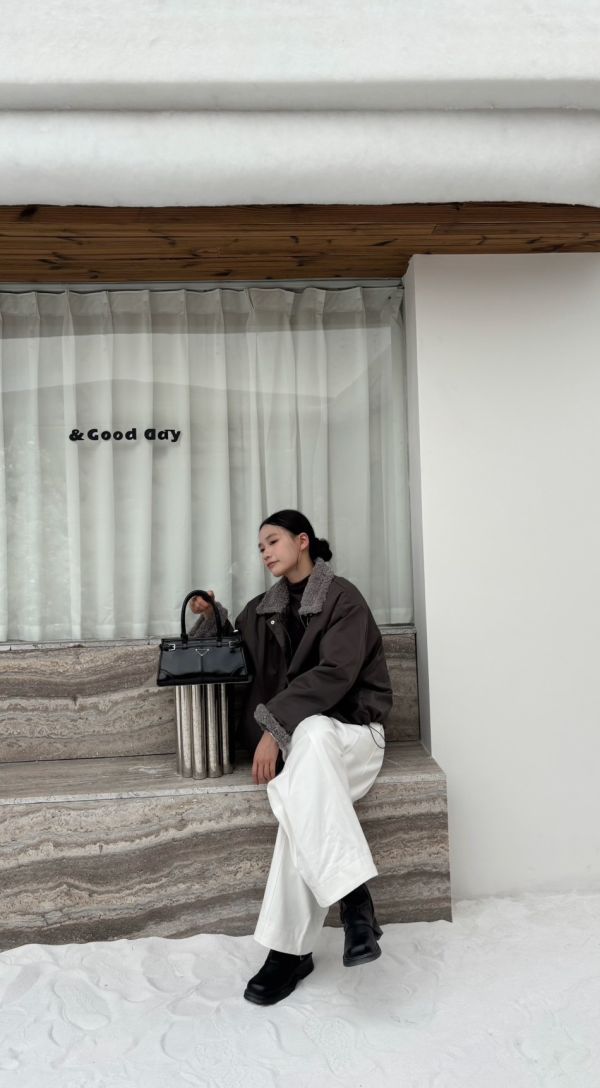 羊羔毛羽絨外套（墨色） 