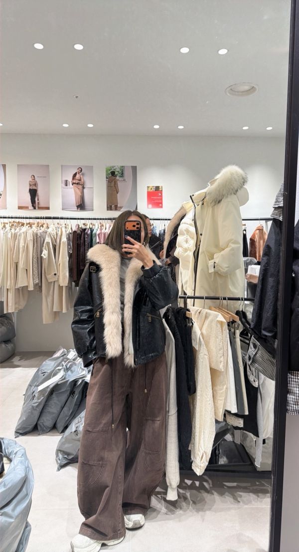 V016.鵝絨狐狸毛外套 