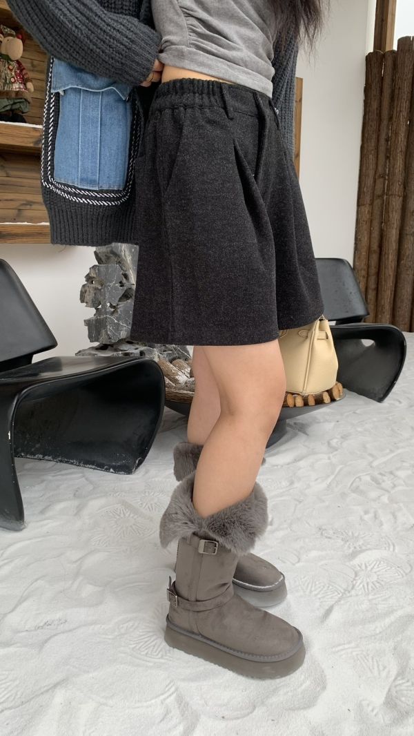 五分毛呢短褲（深灰） 