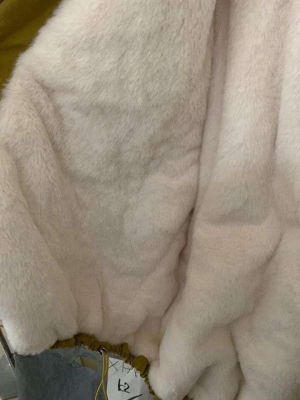 連帽防風內絨外套 