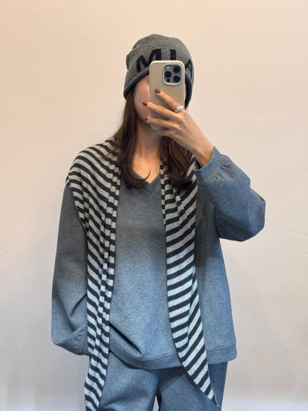 A025.休閒Ｖ領披肩SET 