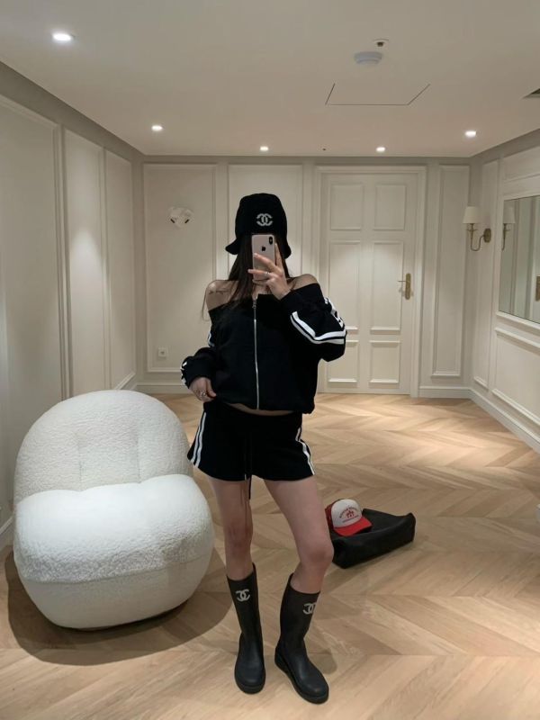 露肩線條休閒外套 