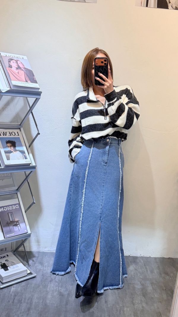 開衩滾邊牛仔裙 