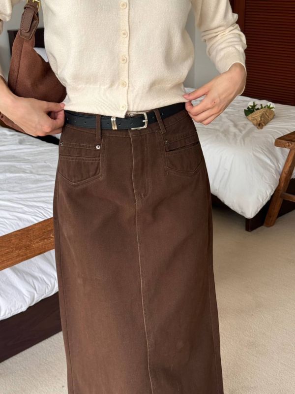 T09.牛仔後開衩裙 