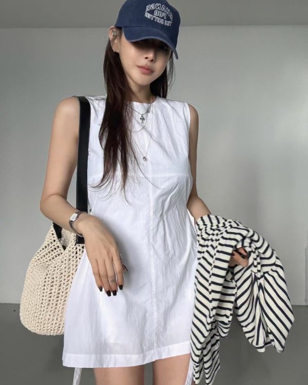 V6.收腰背心裙 