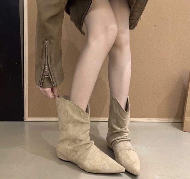 A023開V麂皮短靴 