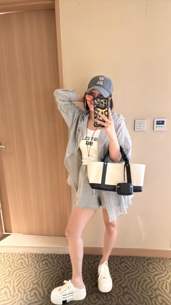 L16.休閒三件式套裝 