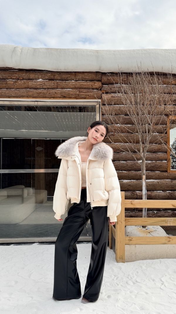 90%鴨絨狐狸毛外套（奶白） 