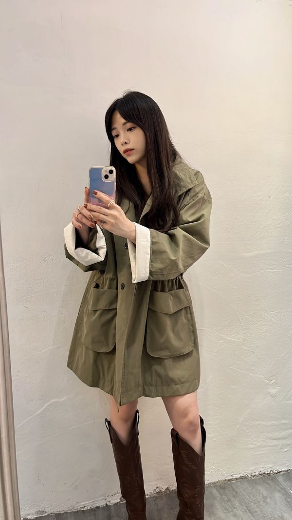 A014.收腰口袋風衣外套 