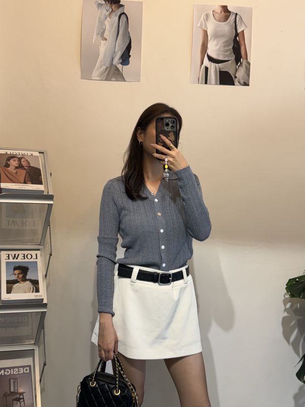 Ｖ領釦針織上衣 