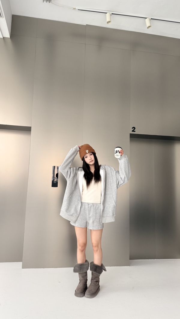 連帽短褲套裝（淺灰色） 
