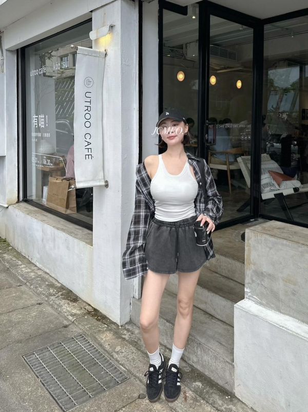 水洗鬆緊短褲 