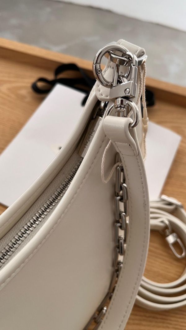 真皮雙鏈月牙包（白色） 