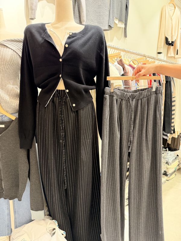 V03.毛呢線條長褲 