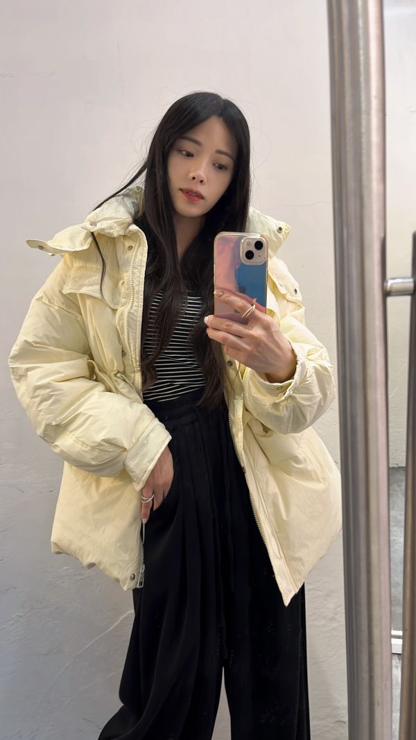 白鴨絨90%縮腰外套 