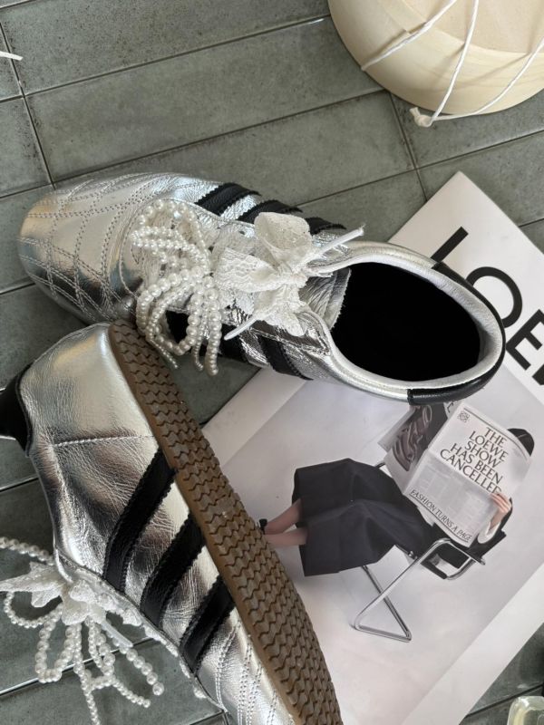 牛皮銀元素德訓鞋 