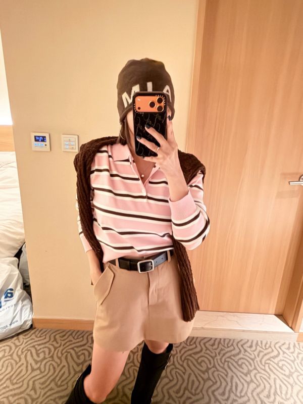 V012.Polo領線條衣 