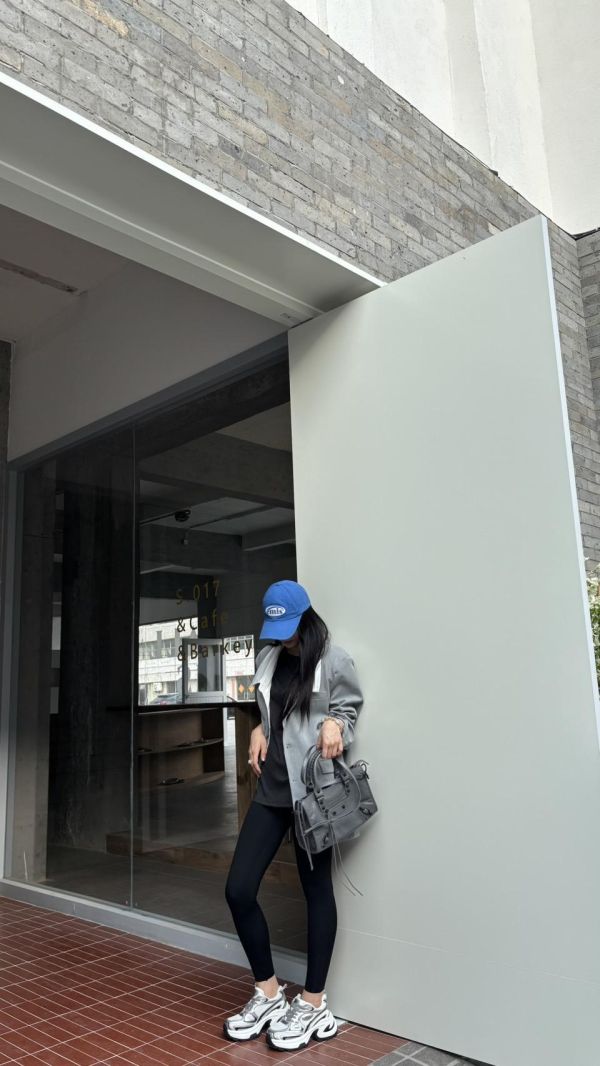 配色領西裝外套（灰色） 