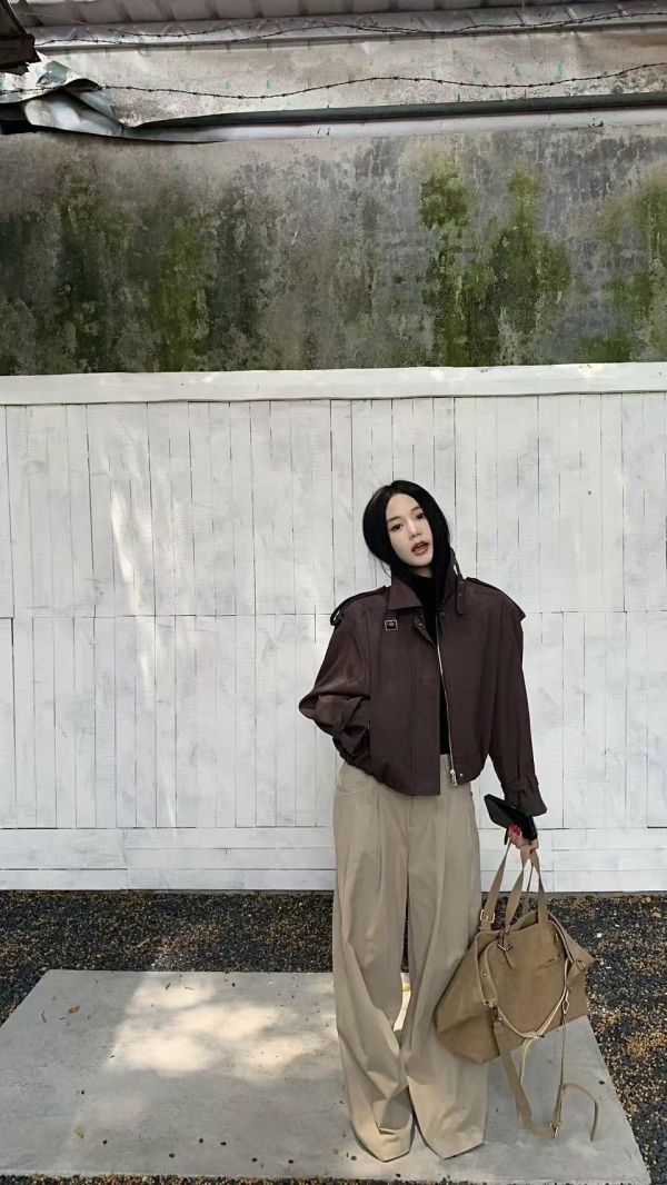 A024.翻領風衣外套 